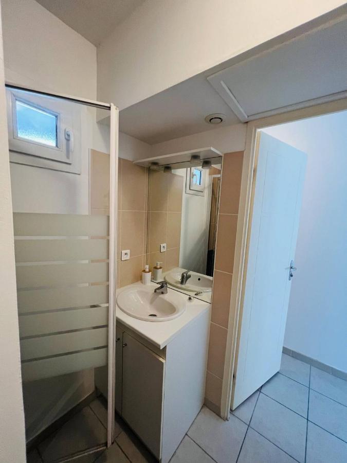 Studio Le 2, Free Parking, Free Wifi, Transports Apartamento Nîmes Exterior foto